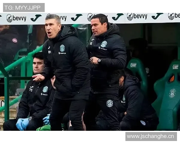 蒙哥马利正式执教北京国安曾任热刺和森林助教经验丰富